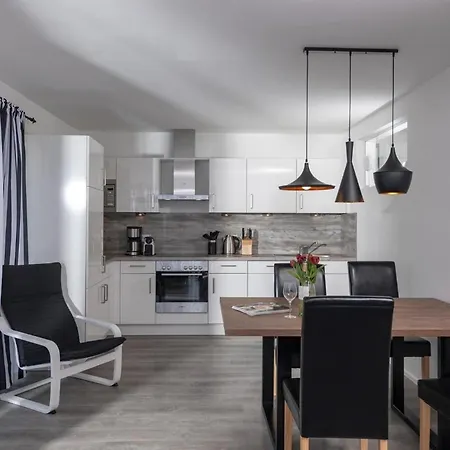 Apartment Uns Huesung *
